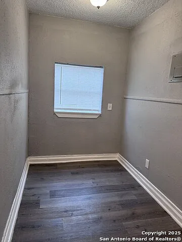 403 Terrell Ave #2 — Photo 9