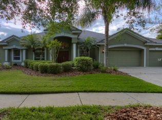 9225 Highland Ridge Way, Tampa, FL 33647