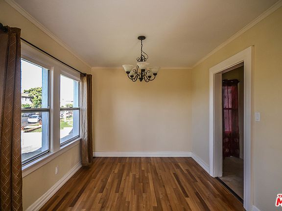 5th image of 1261 S Hudson Ave