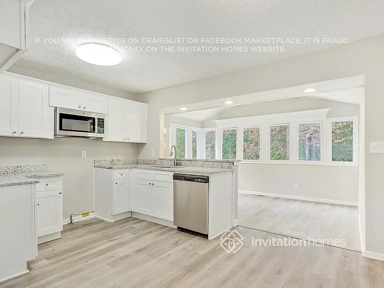 6106 Shadow Glen Ct SW — Photo 7