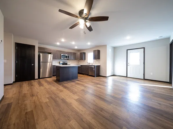568 4th Circle Dr SE, Lonsdale, MN 55046