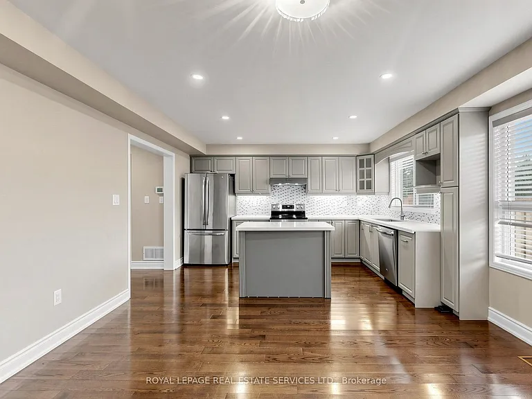 5837 Rainberry Dr — Photo 5