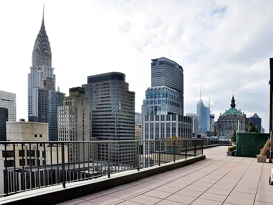 Sold by Douglas Elliman | media 10