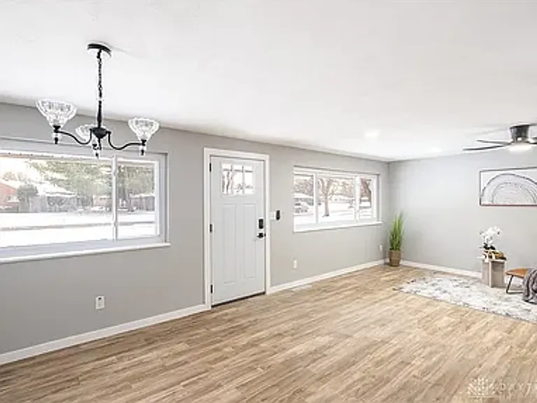 3781 Keswick Ln — Photo 17