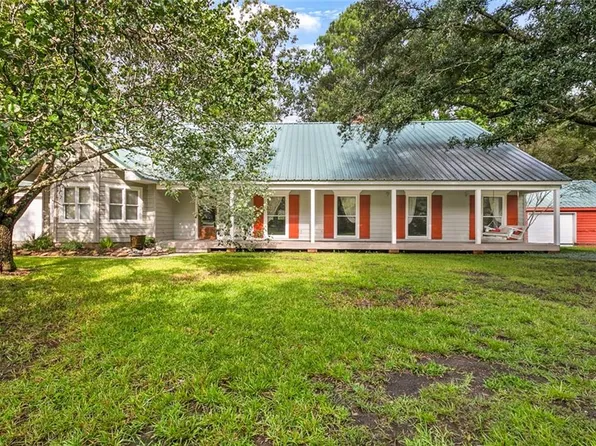62031 Snow St, Lacombe, LA 70445