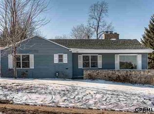5855 Pine St, Omaha, NE 68106