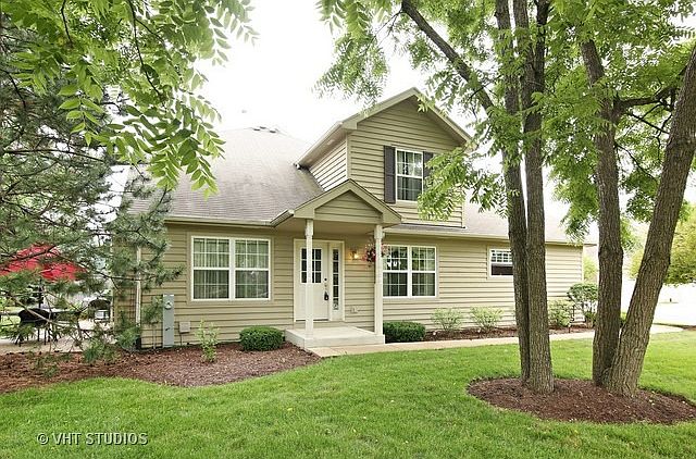 1st image of 29W484 Big Woods Dr