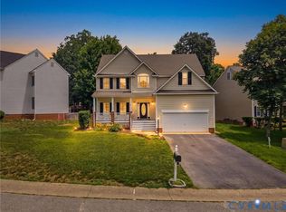 1312 Hawkins Wood Cir, Midlothian, VA 23114