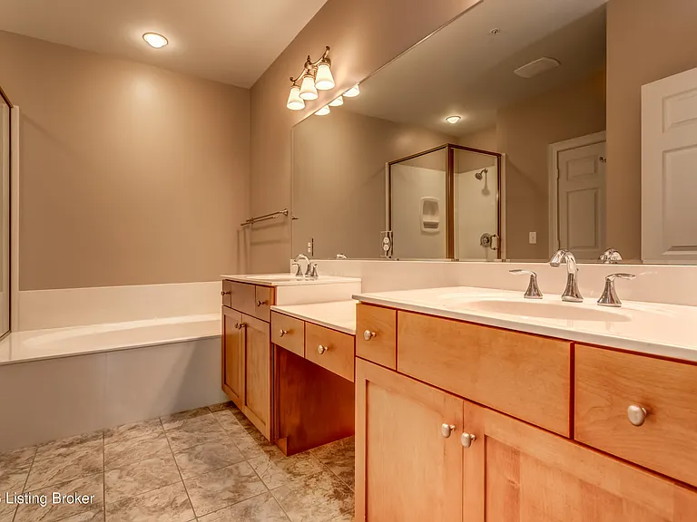9414 Norton Commons Blvd #201 — Photo 28