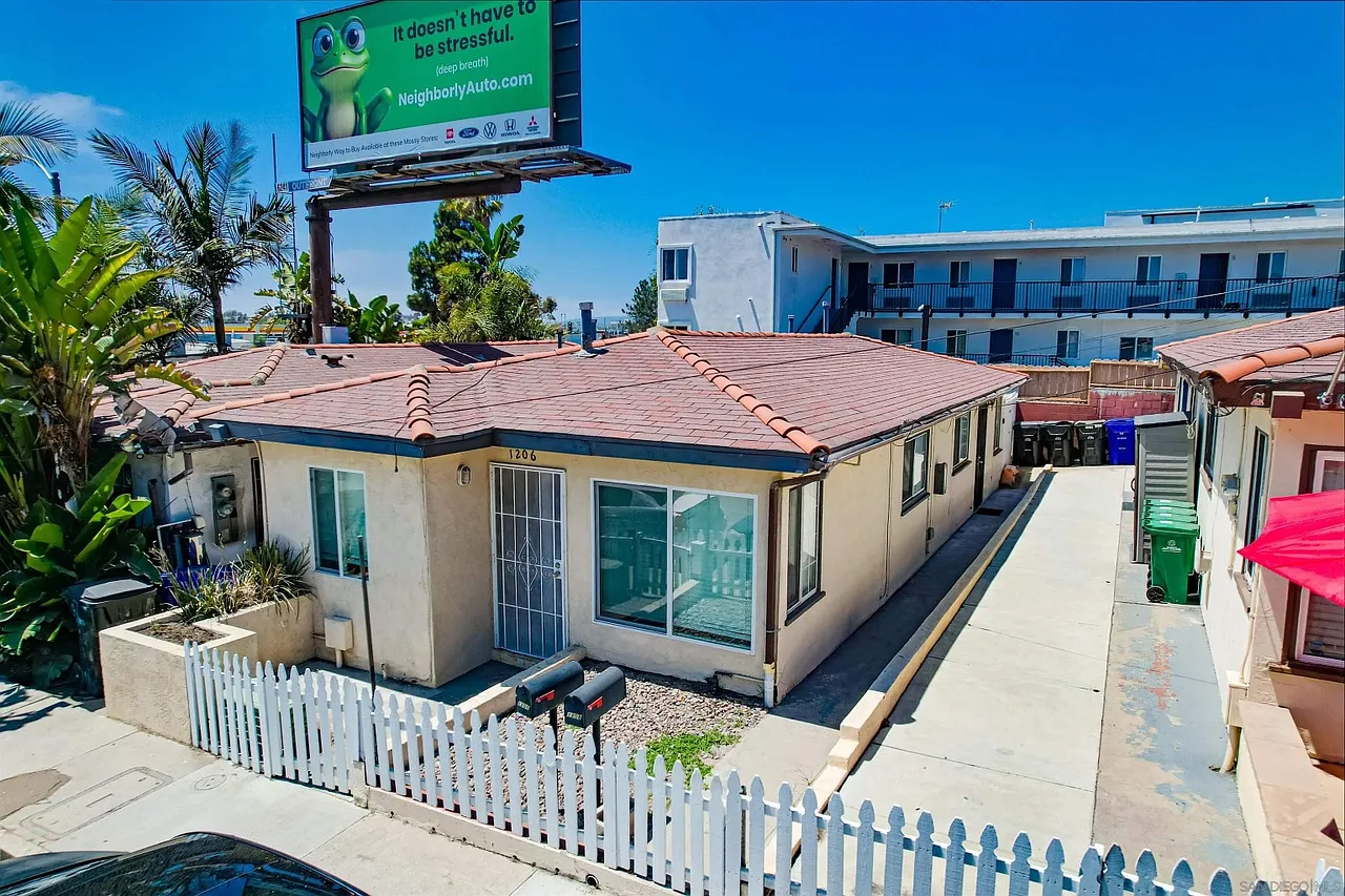 1 bed, 600 sqft, $2,249 — Photo 3