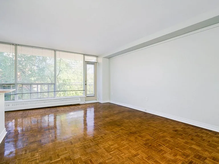 160 Balmoral Ave #1 — Photo 17