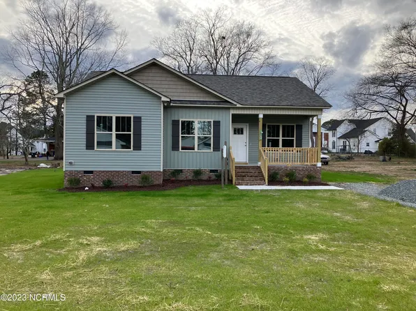 207 E Third Street, Kenly, NC 27542