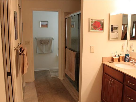 4th image of 6237 Silver Lakes Dr E