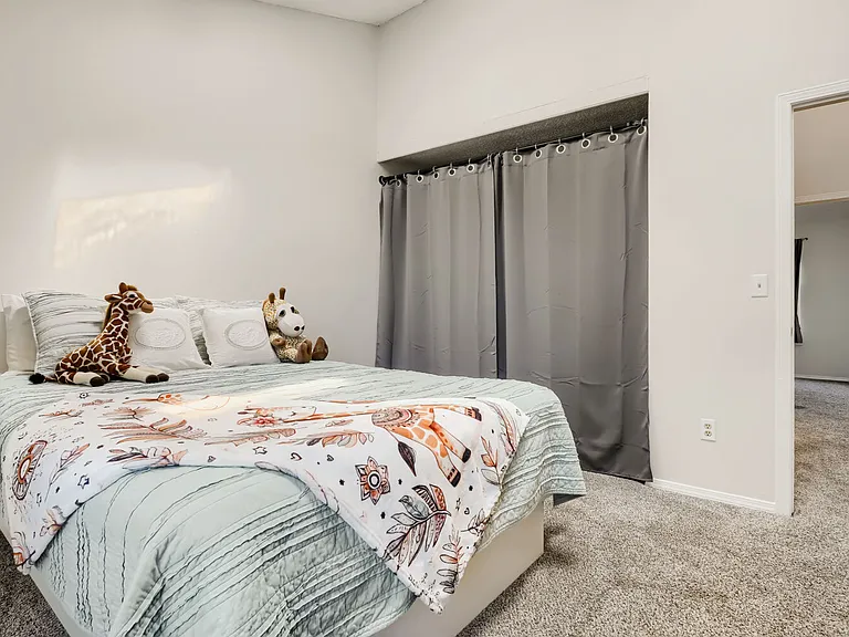 4606 S Dillon Ct #D — Photo 15