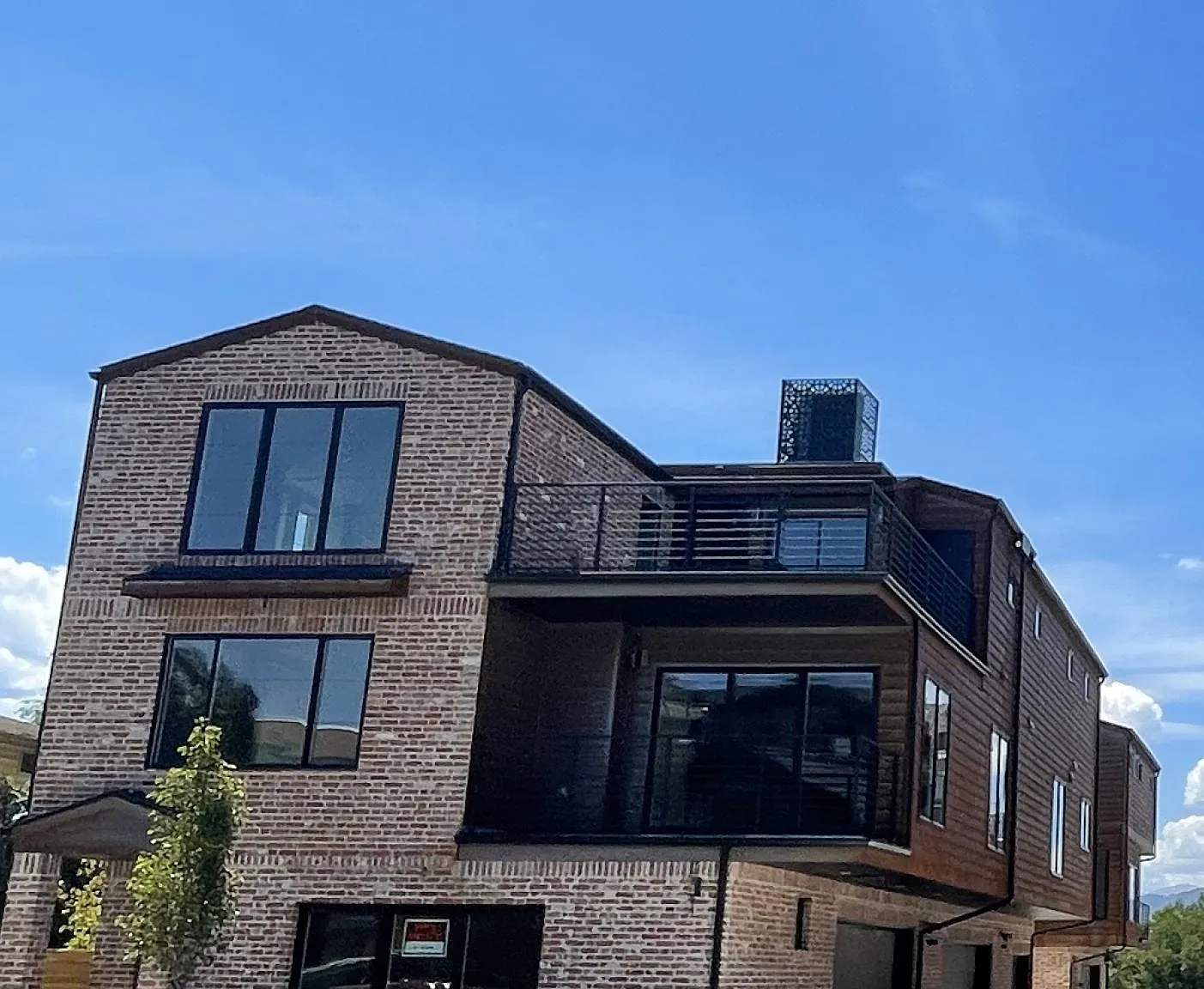 1 bed, 691 sqft, $1,950 — Photo 1