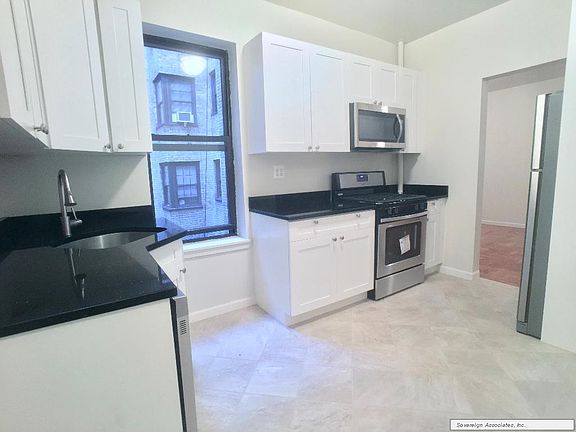 2nd image of 590 Fort Washington Ave APT 3K