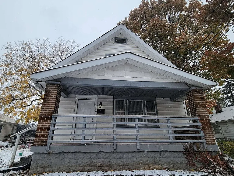 310 N Kealing Ave — Photo 1