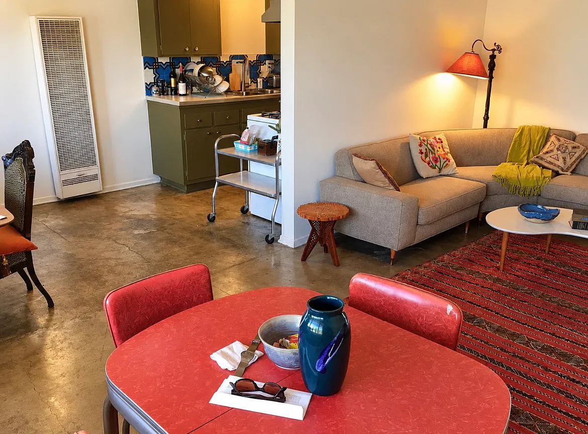 806 Coronado Ter — Photo 1