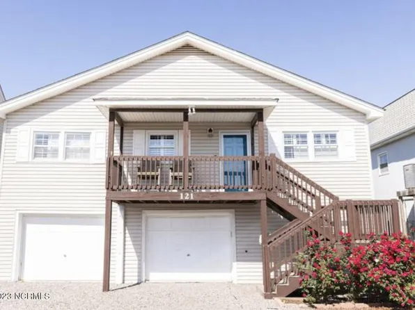 121 Burlington Street, Holden Beach, NC 28462