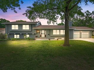 1119 N Farmstead St, Wichita, KS 67208