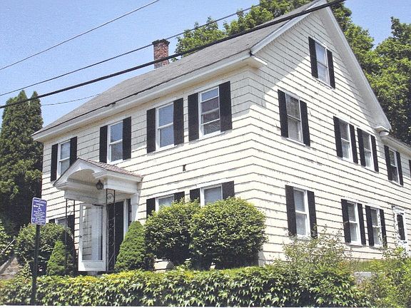 front and granite walls/ivy