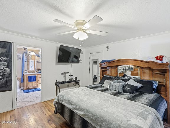 4th image of 3255 N Ln NW