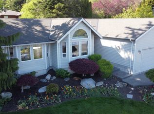 695 Umpqua Pl, La Conner, WA