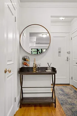 Sold by Sotheby's International Realty | media 13