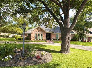 403 Pebble Beach Dr, Jacksonville, TX 75766