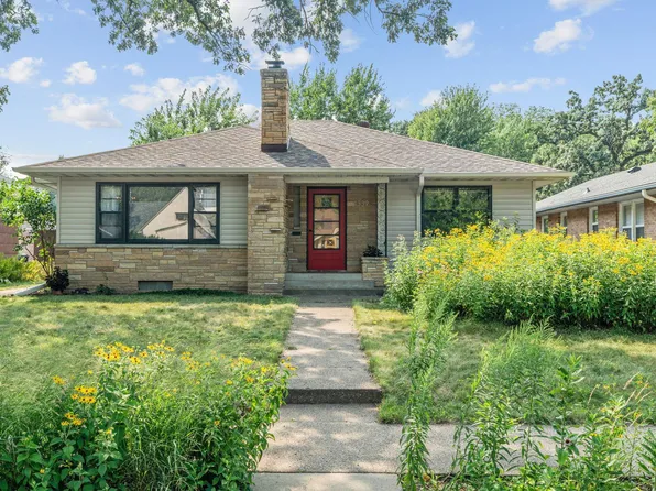 4339 Penn Ave N, Minneapolis, MN 55412