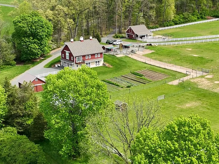 Aerial view of Barn House