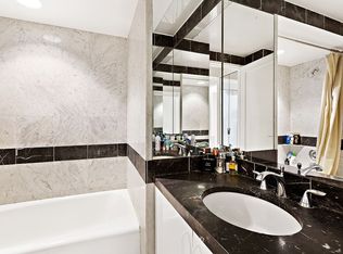 150 W 56th St APT 2812, New York, NY 10019