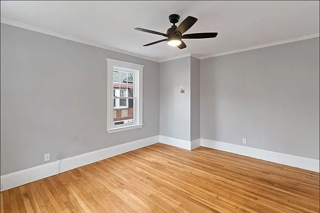 2 bed, 950 sqft, $2,700 — Photo 3