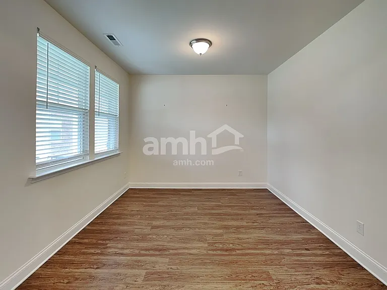 8034 Leonine Ct — Photo 8