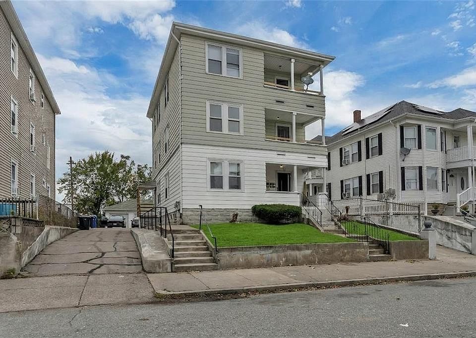 1st image of 187 Sisson St