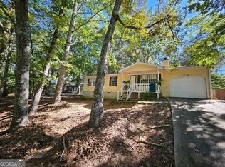 8947 Tweeddale Dr, Winston, GA