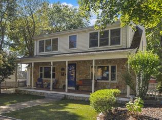 8 Hatch Rd, Medford, MA 02155