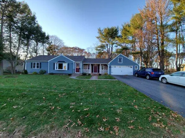 47 Spooner Ave, Warwick, RI 02886