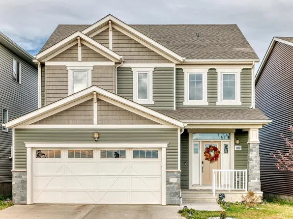 2012 200th St NW, Edmonton, AB T6M 0X7