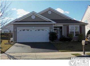 22 Edgewater Path, Barnegat, NJ 08005