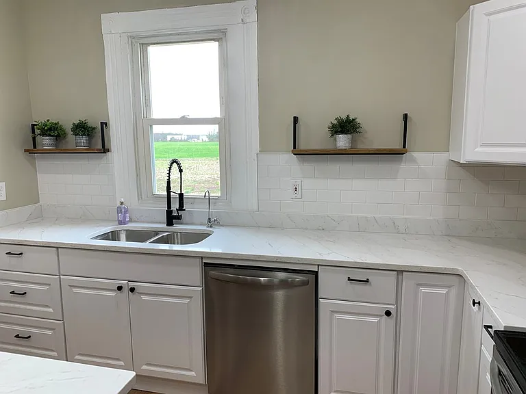 29110 Phillips Dr — Photo 3