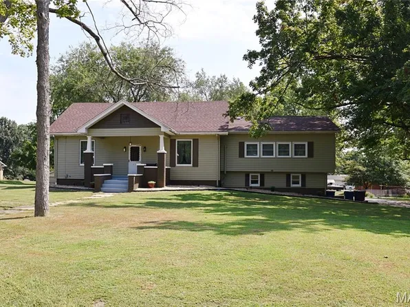 920 E Beaumont Ave, Greenville, IL 62246