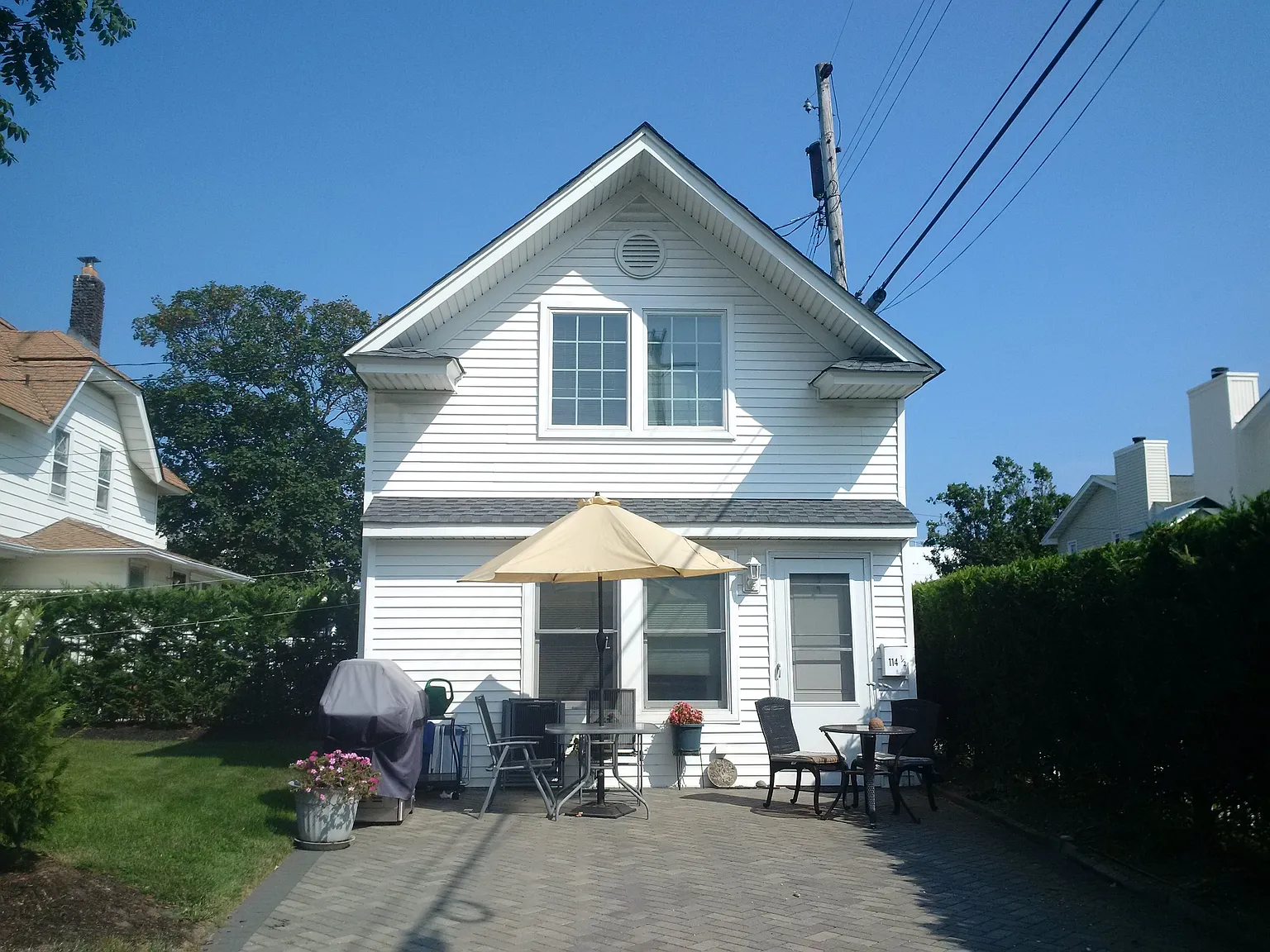114 Euclid Ave photo 1