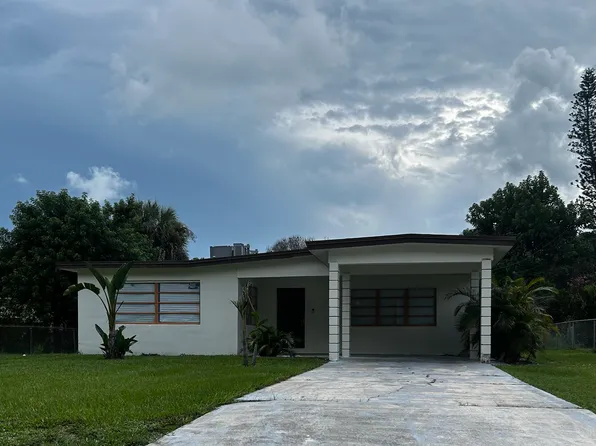 301 N 31st St, Fort Pierce, FL 34947