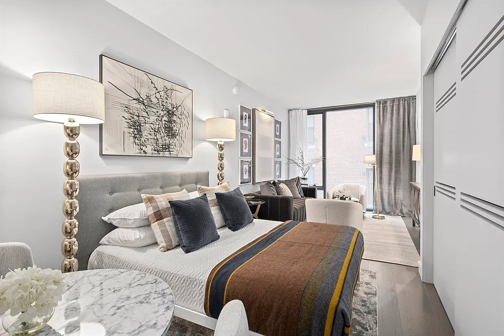 Studio, 1.0 bath, 456 sqft, $3,100 — Photo 2