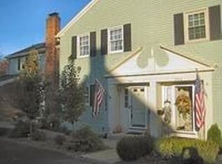 240 Saint Clair Dr, Chillicothe, OH 45601
