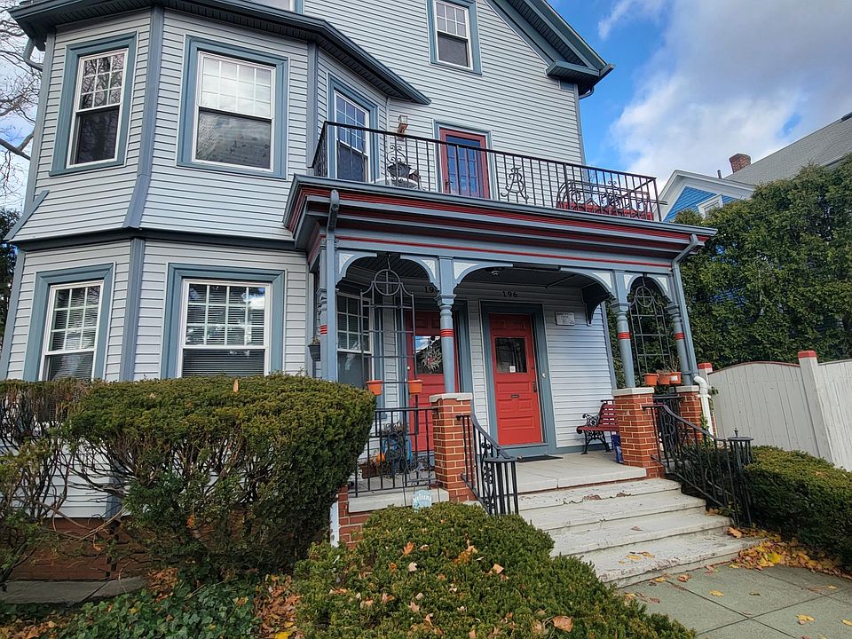 Beautiful East Side location