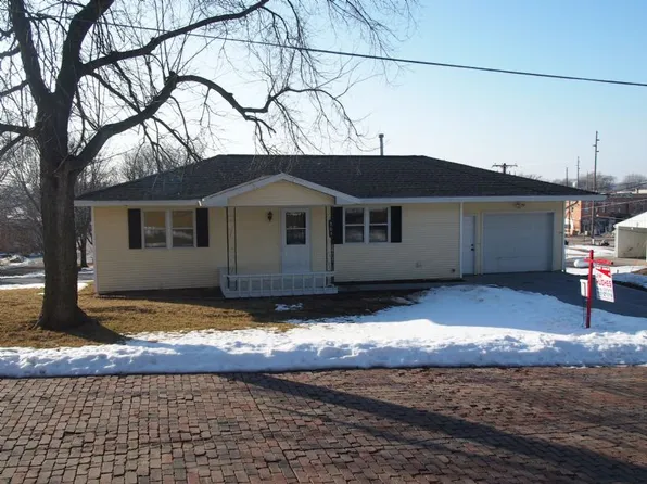 301 Prospect Ave, Malvern, IA 51551