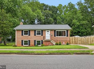 13616 Kerrydale Rd, Woodbridge, VA 22193