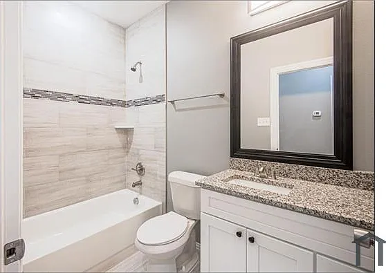 3930 Roberts Ave — Photo 11